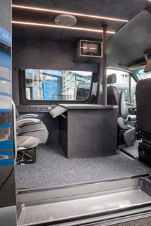 Mb Sprinter 4x4 ovi auki