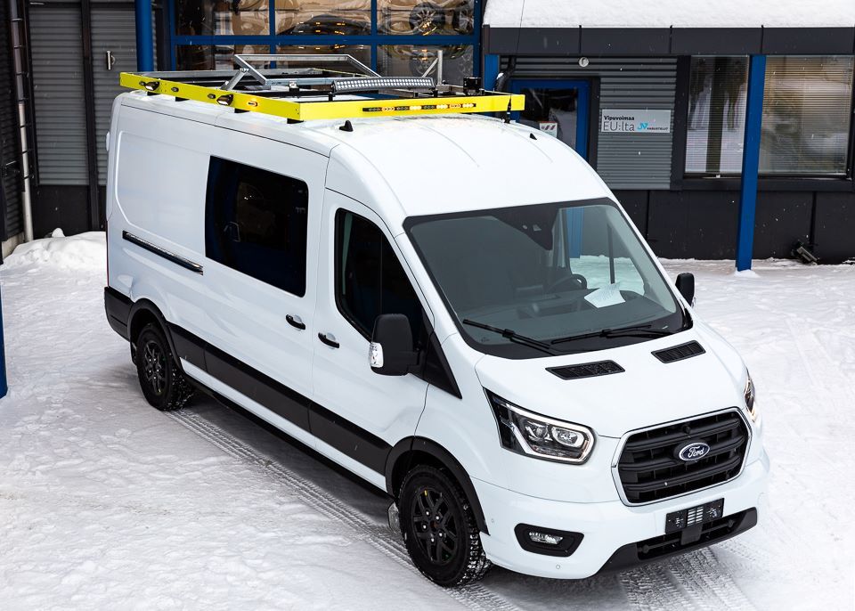 Ford Transit maitkailuauto